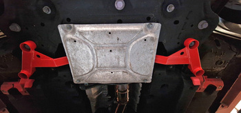 Refuerzo del subchasis inferior Toyota GR Yaris GR Four Negro