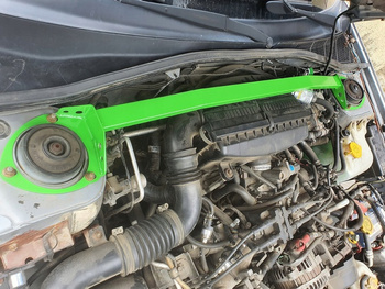 Strut Bar Subaru Legacy 3 Black