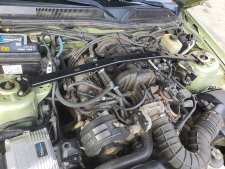 Barra de torretas Ford Mustang V Rojo