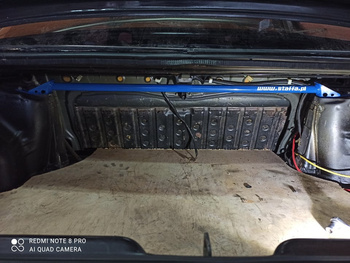 Barra duomi superiore posteriore Honda Prelude II Rossa