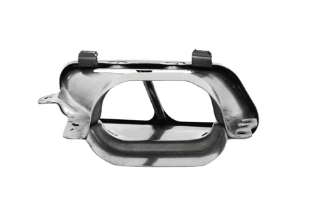 Sortie d’échappement 210×80 mm, entrée 140×85 mm – Mercedes A45/S600