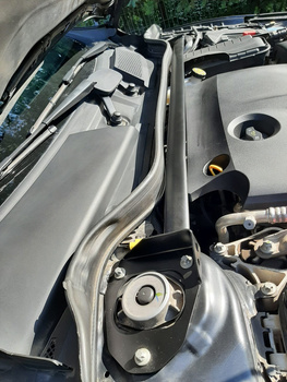 Barra duomi Infiniti QX30 Nera